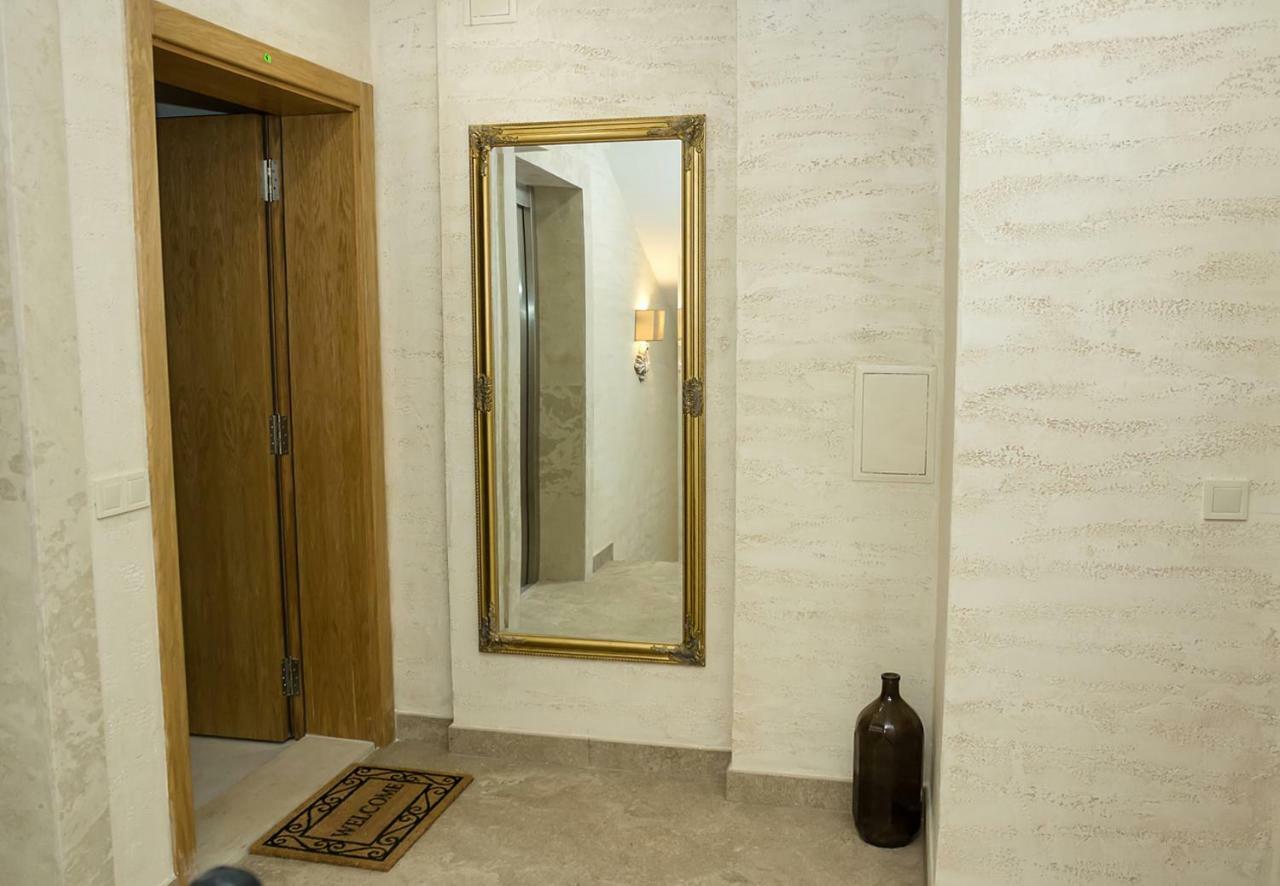 Central Supreme Apartments In Varna By Flat Mаnager エクステリア 写真